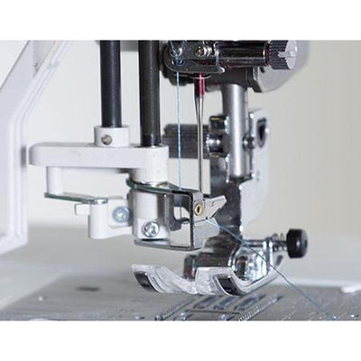 Janome Skyline S7
