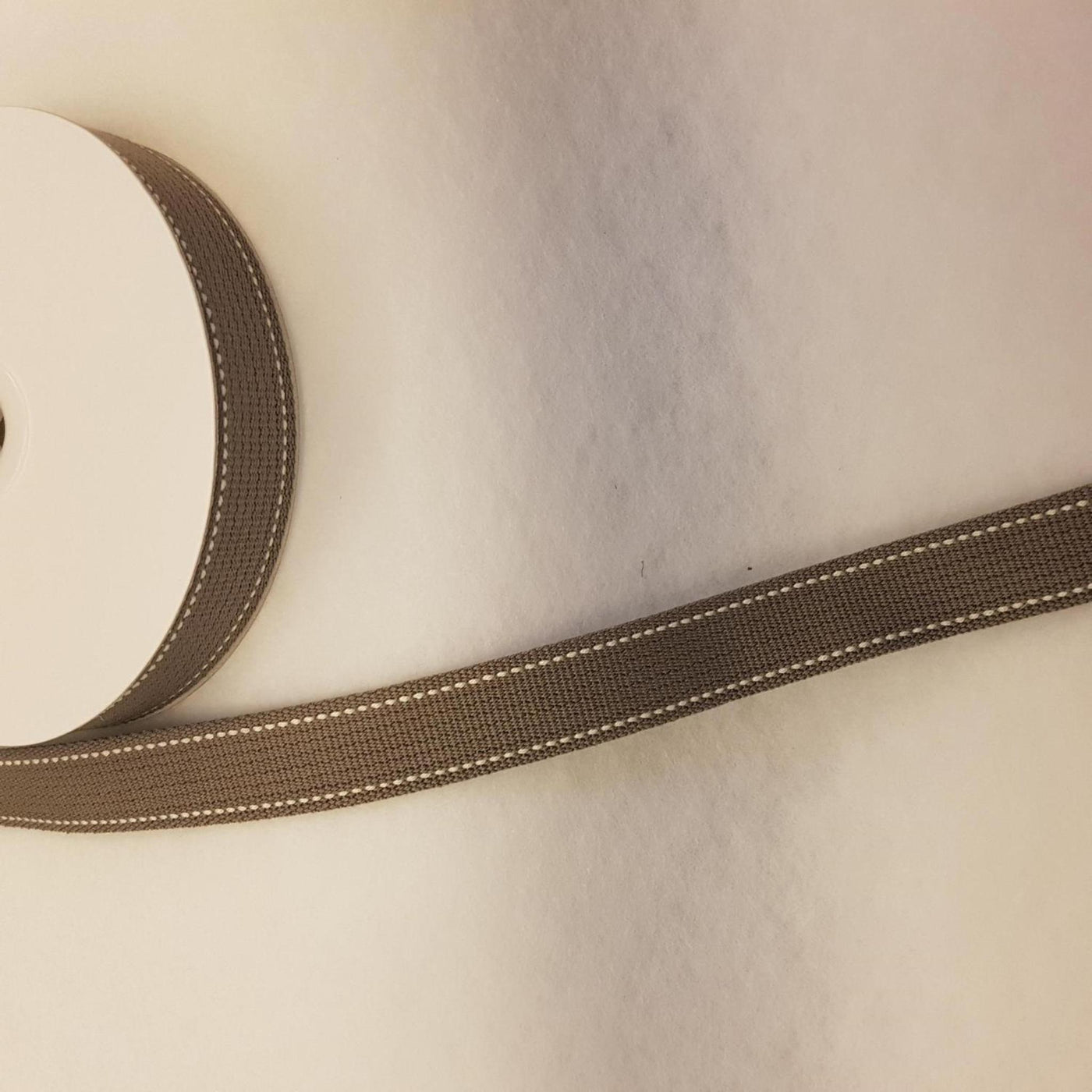 Webbing 2,5cm bredde grå